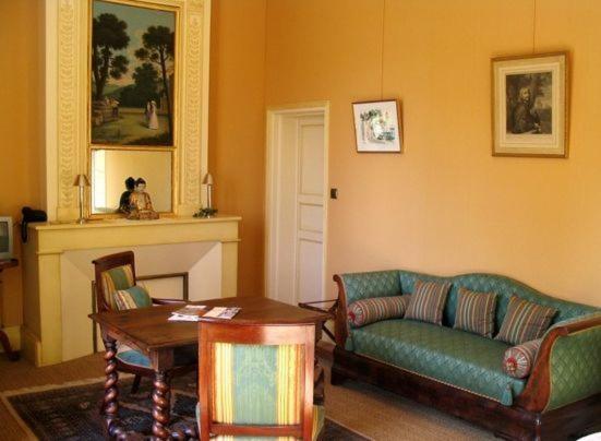 Chateau Belles Graves Acomodação com café da manhã Pomérols Exterior foto